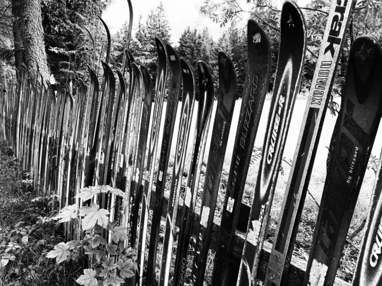 Winter is comming...#ExploreMore #BackcountrySkiing #RusticCharm #Skis #MountainLife #ArtOfTheEveryday #AlpineVibes #SkiGear...